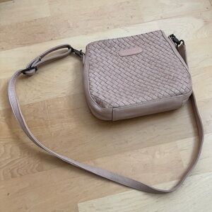 Wanderers Travel Co Woven Blush Crossbody Bag